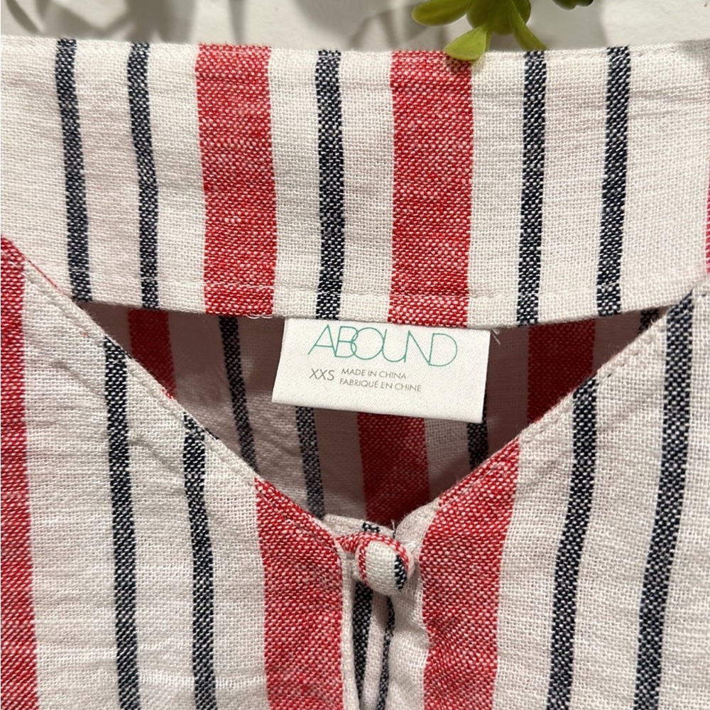 Top - Picture 4 of 4